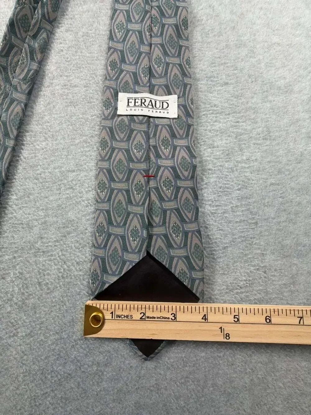 Louis Feraud Men's 100% Italian Silk Geometric Pattern Necktie